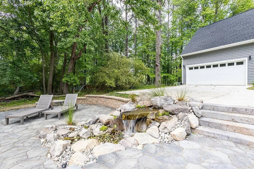 Semesterbostad New Secluded Calm & Peaceful Spacious 5 Bedroom Rancher Newport News