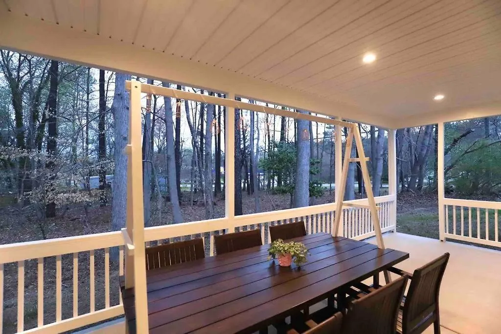 New Secluded Calm & Peaceful Spacious 5 Bedroom Rancher Newport News 0*,